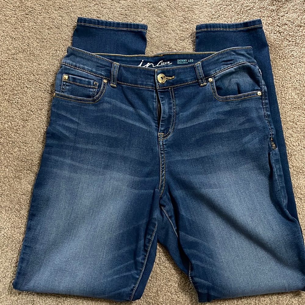 Women’s INC skinny jeans